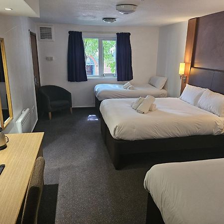 V Lodge Manchester Middleton  Eksteriør billede